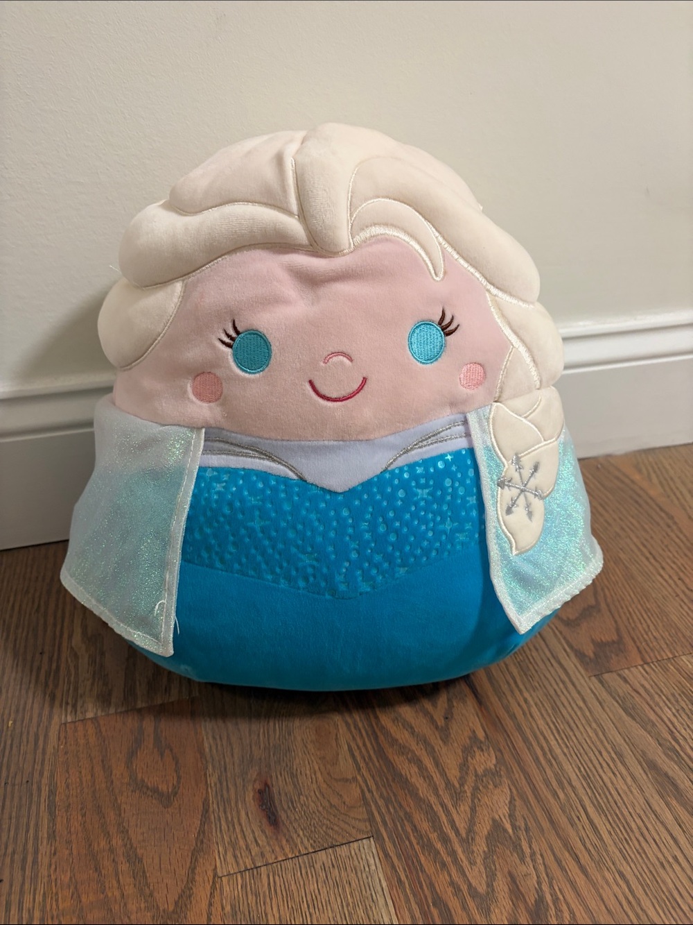 Elsa large squishmallow GUC